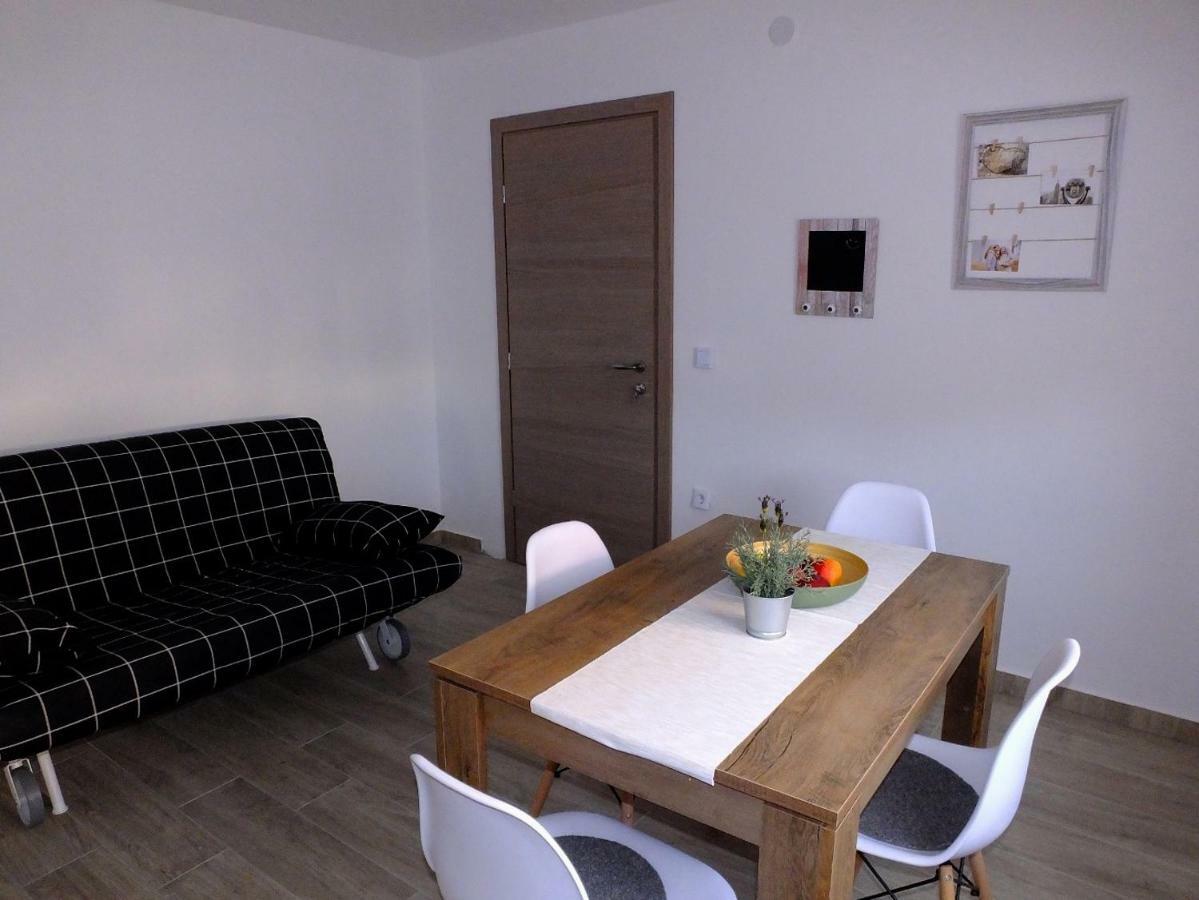 Apartmani Berno Starigrad Paklenica Dış mekan fotoğraf