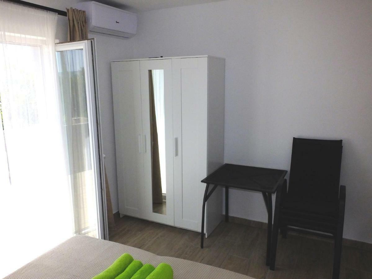 Apartmani Berno Starigrad Paklenica Dış mekan fotoğraf