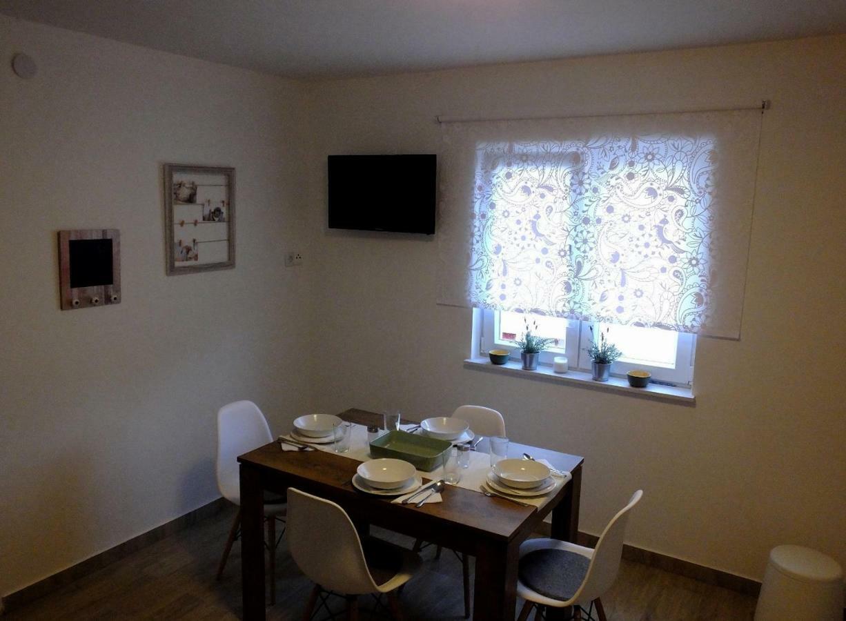Apartmani Berno Starigrad Paklenica Dış mekan fotoğraf