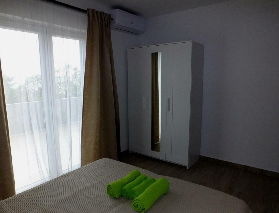Apartmani Berno Starigrad Paklenica Dış mekan fotoğraf